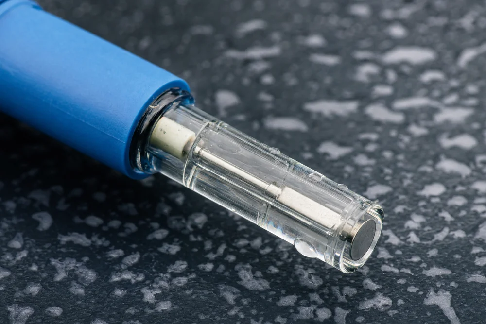 Platin-Redox-Elektrode einer Pool-Messanlage in Nahaufnahme