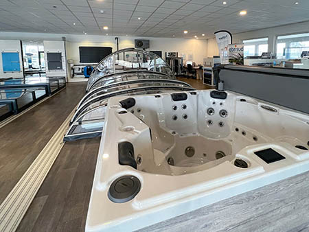 Showroom Poolausstellung bei Dresden