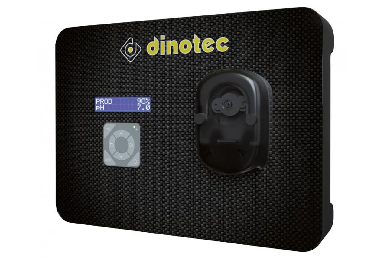 Dinotec Inline TRIO PREMIUM Elektrolyseanlage, schwarzes Gehäuse mit Display und Bedienelementen