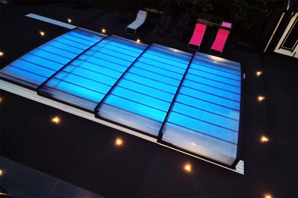 Schwimmbadüberdachung Aluna® Exclusive Line