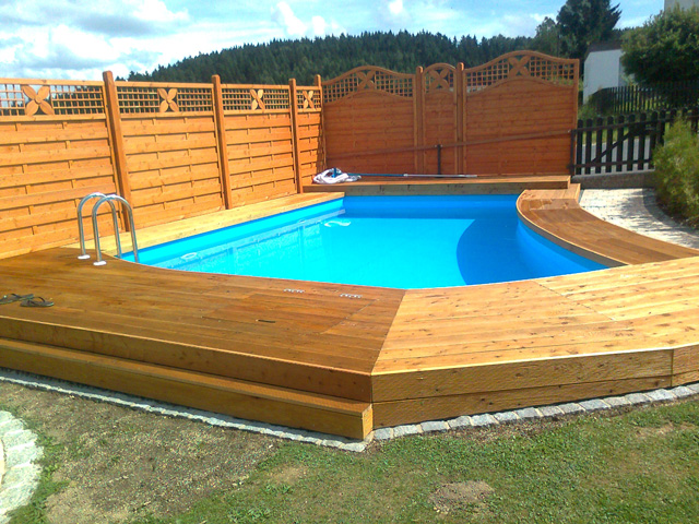 Freiformbecken mit Folienauskleidung