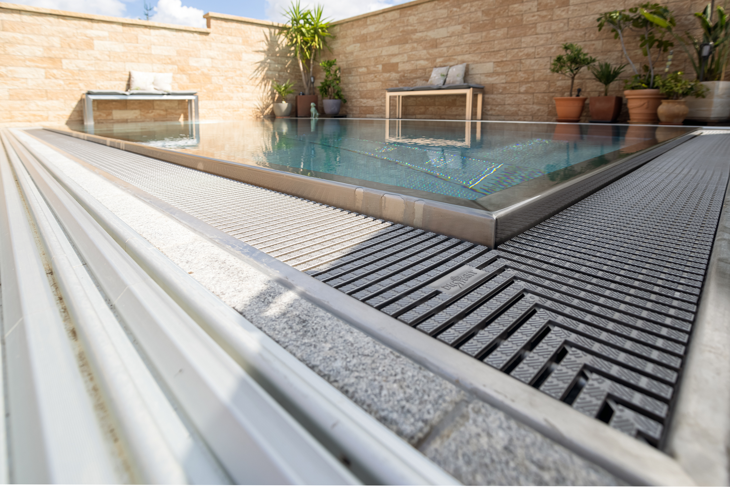 Edelstahlpool Überlaufbecken