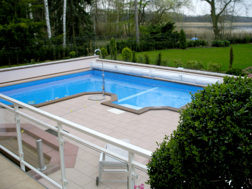 L-Form Schwimmbecken