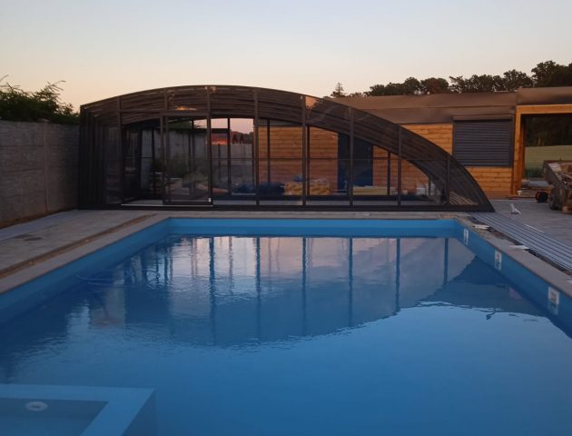 Poolüberdachung Aluna® Delta II