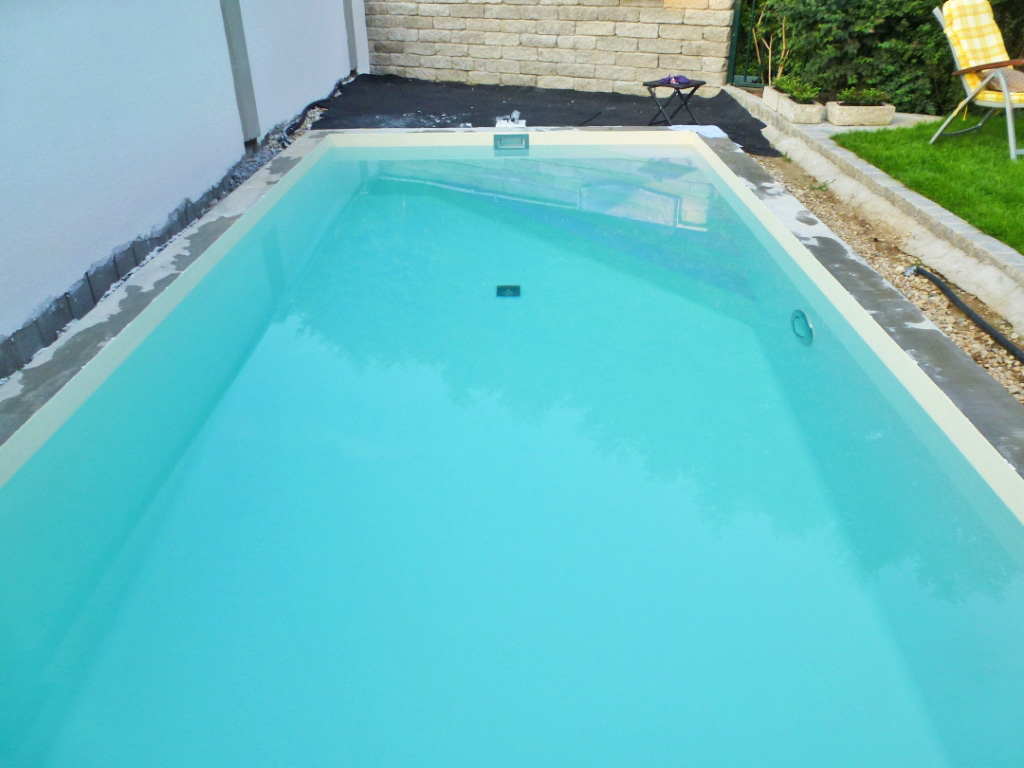 Rechteckbecken 3x6x1,5m mit Blueline Folie in Sand