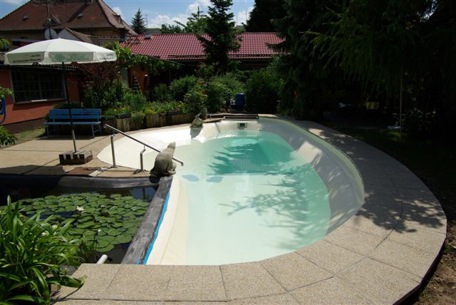 Folienauskleidung sand Pool 