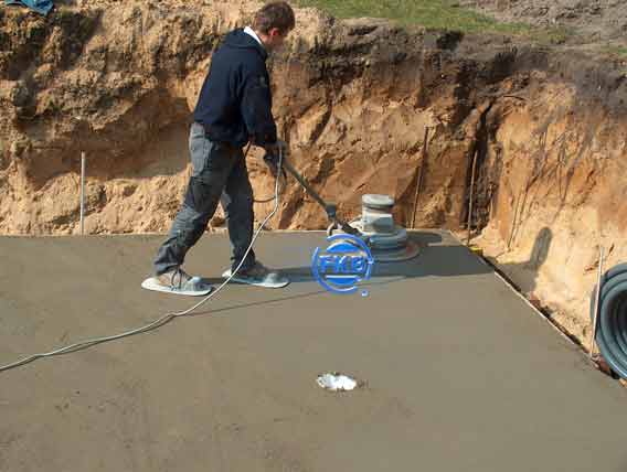 Glätten der Bodenplatte