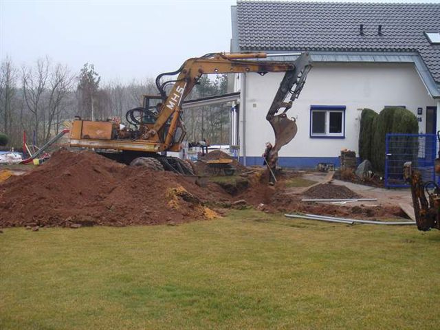 Aushub Schwimmbecken