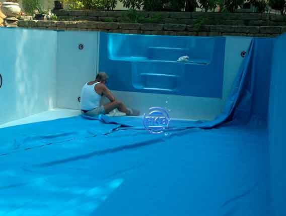 Anschluss GFK-Treppe