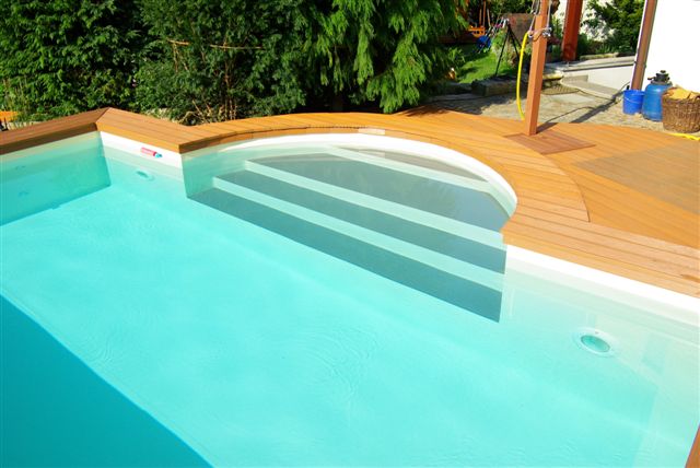 Römische Treppe Pool