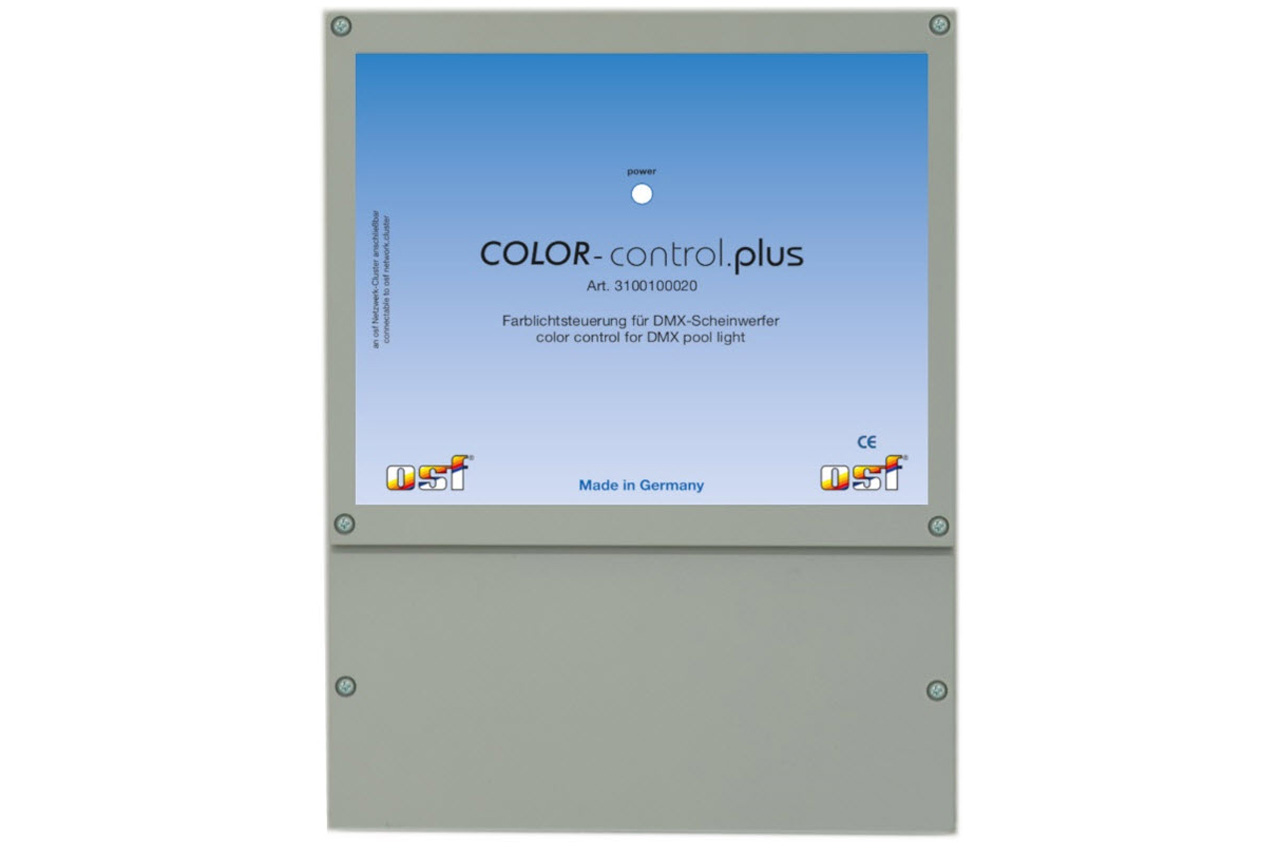 Color-control.plus Lichtsteuerung für Pool & Wellness, graues Gehäuse mit blauem Display und Beschriftung