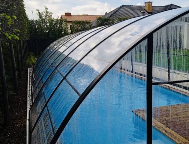 Hohe Poolhalle Aluna® Delta II