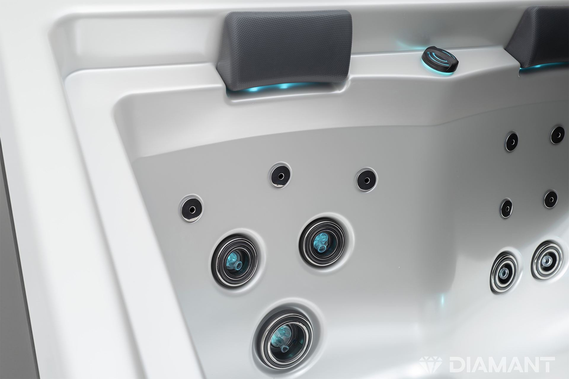 Outdoor Whirlpool 4-5 Personen – Diamant SPARK Familien-Jacuzzi