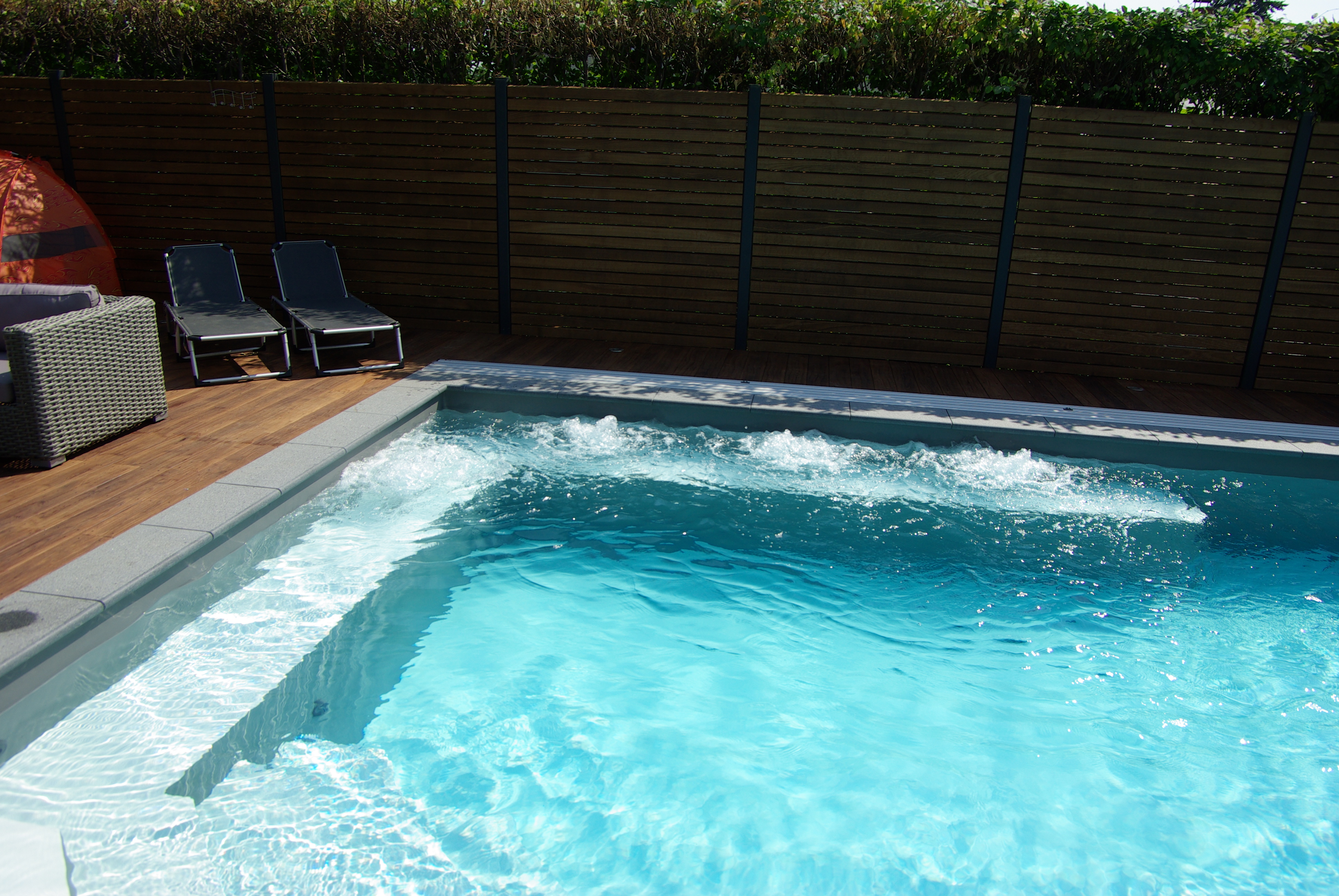 Sitzpodest mit Luftsprudel