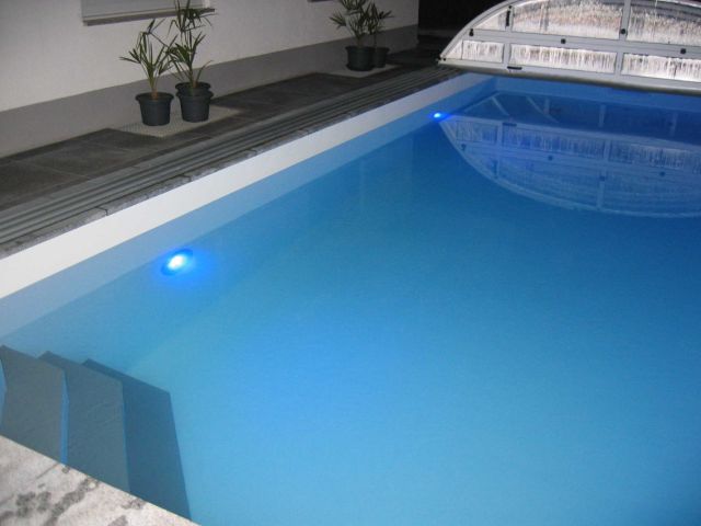 Schwimmbeckenbeleuchtung