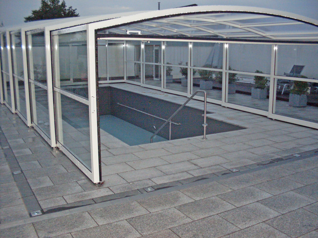 Schwimmbecken 8x4x1,5m
