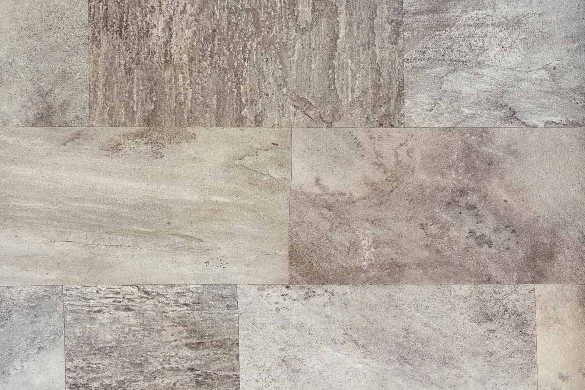 Detailansicht der Proflex Stone Tile Schwimmbadfolie in Fliesenoptik, verschiedene Grautöne und Texturen