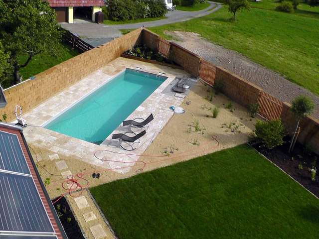 Schwimmbad 3x10x1,5m