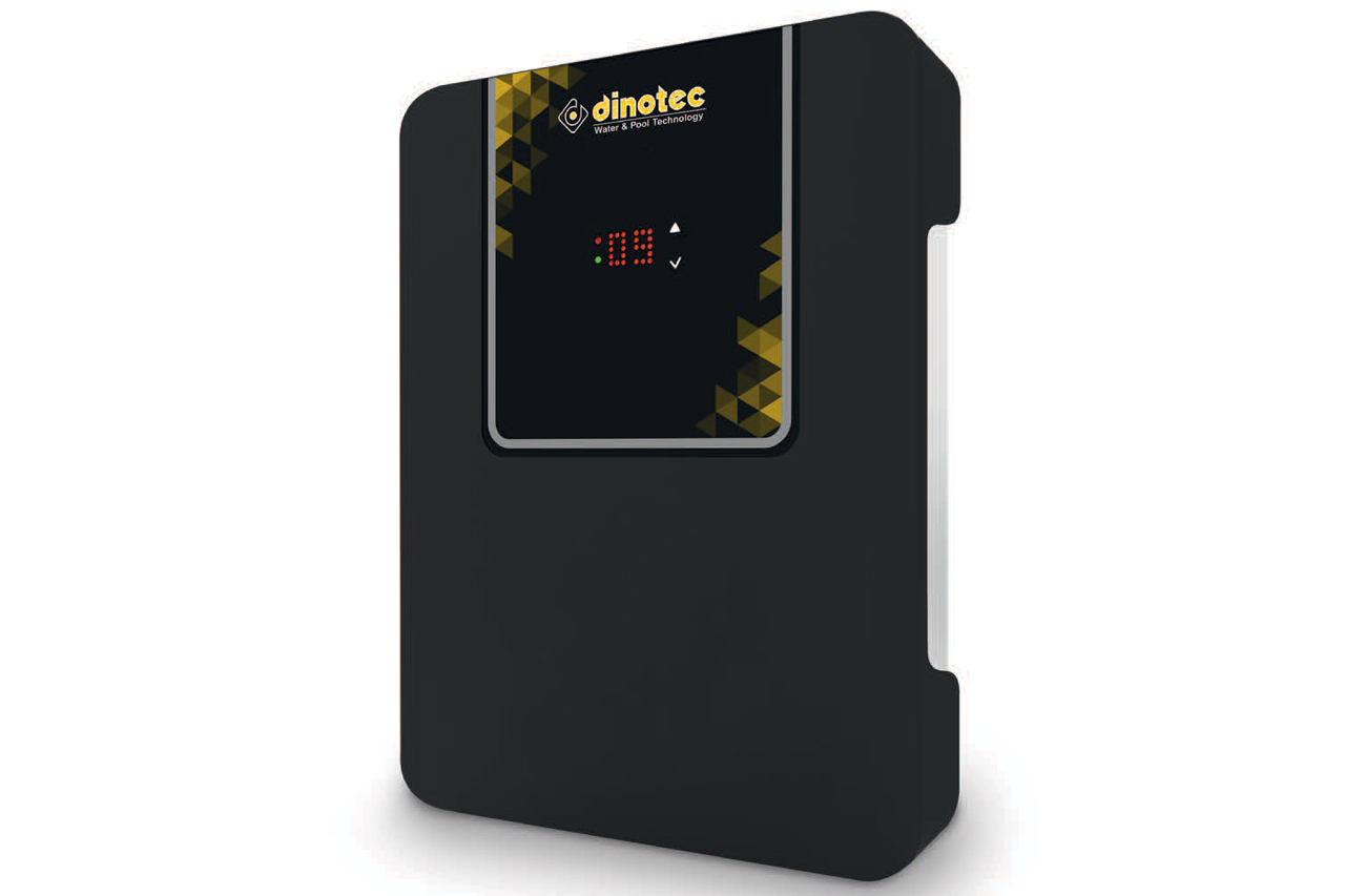 Dinotec Inline SOLO Kompakte Salzelektrolyse, schwarzes Gehäuse mit Display und Logo