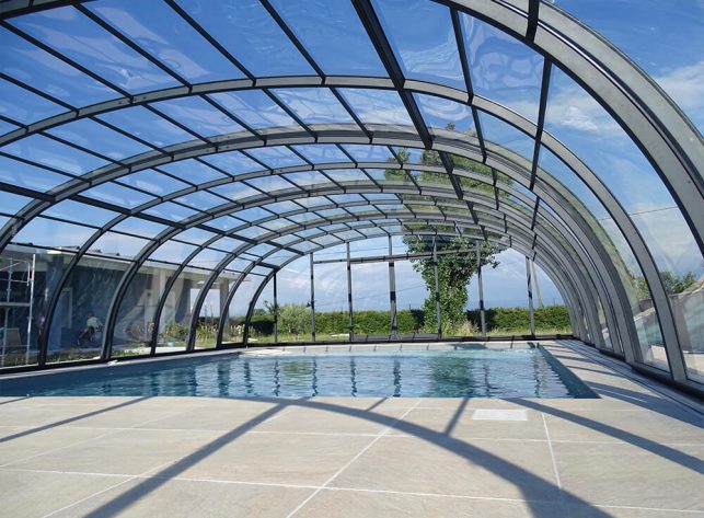 Hohe Poolhalle Aluna® Opera